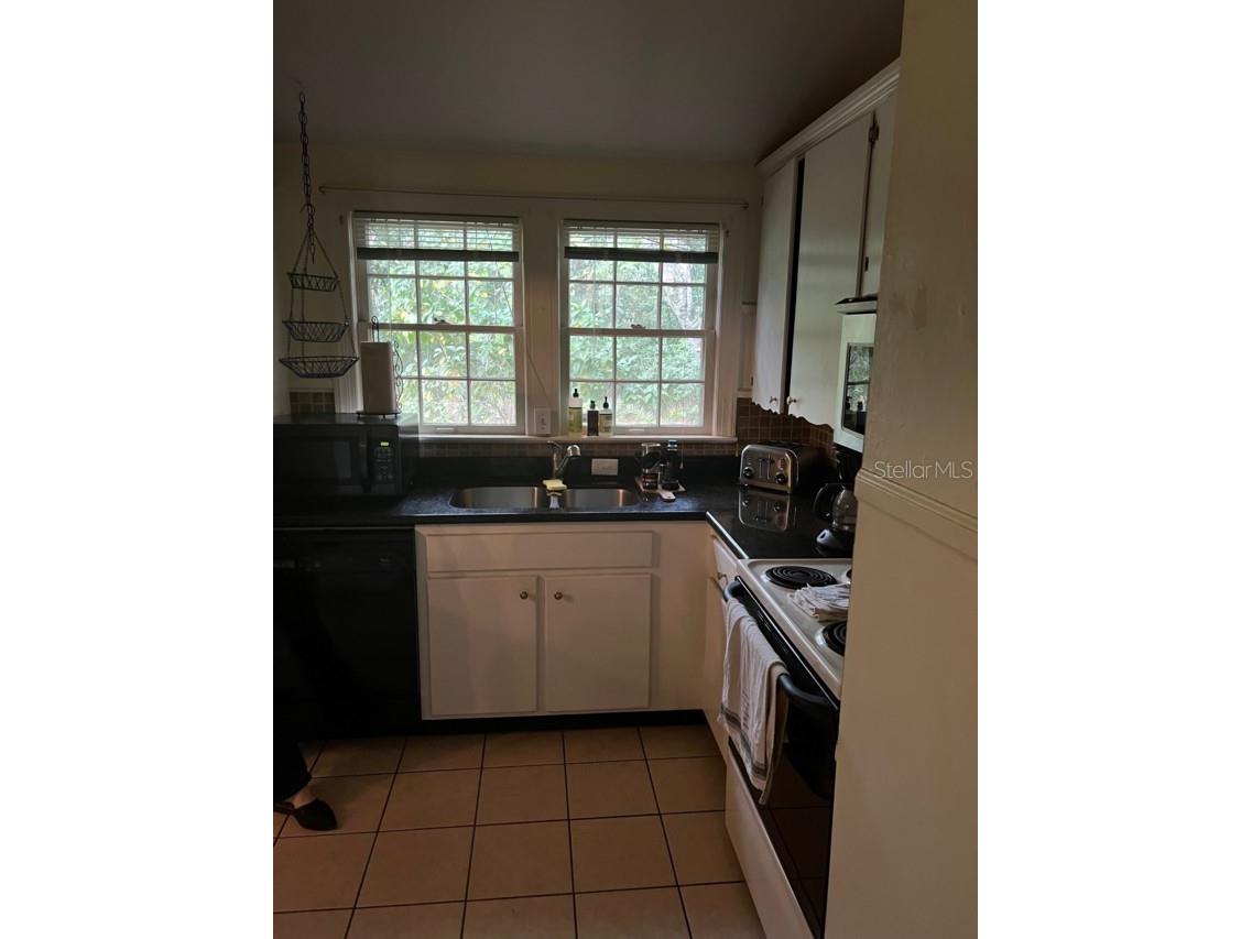 1118 NW 10th Avenue Gainesville FL 32601 GC537416 image8