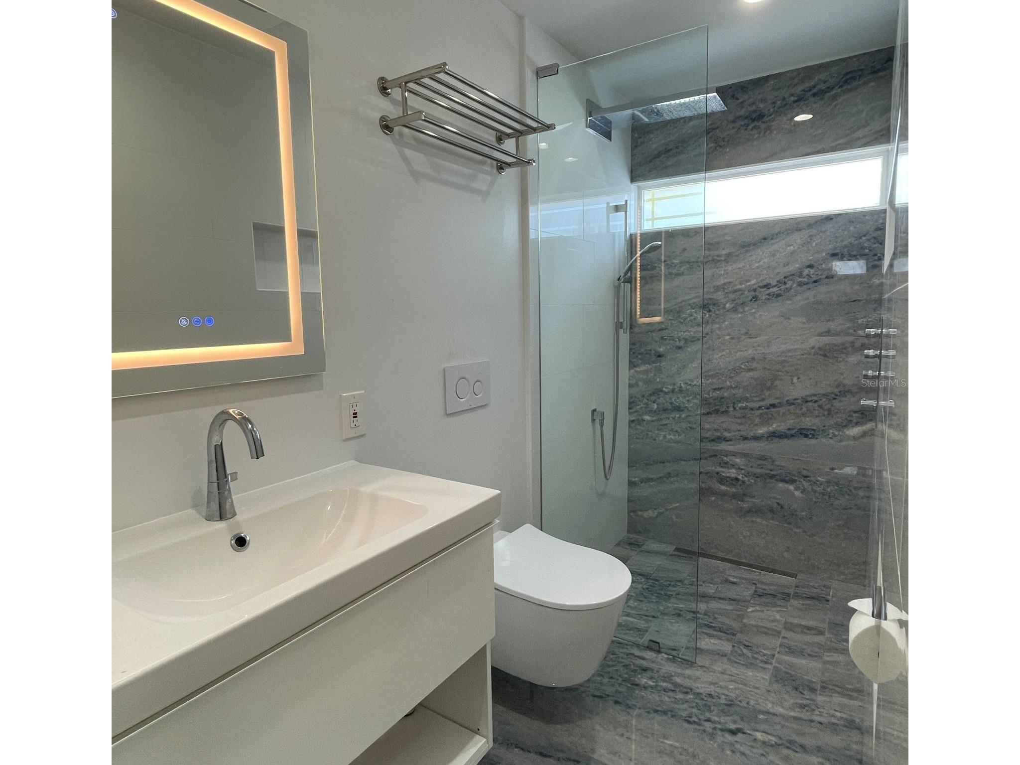 11180 9th Street E Treasure Island FL 33706 TB8514592 image16