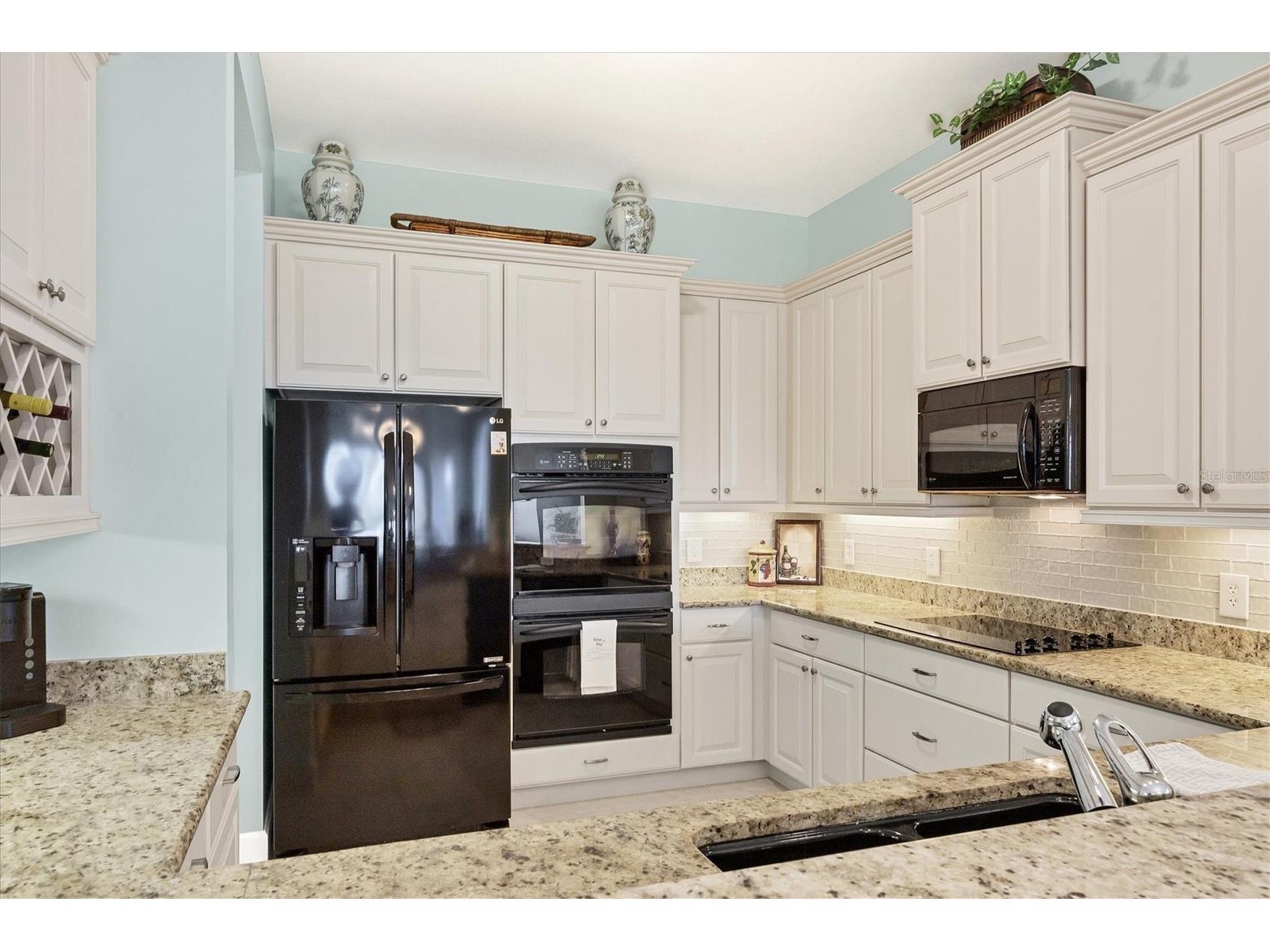 11180 Hacienda Del Mar Boulevard #C-201 Placida FL 33946 - INTRACOASTAL WATERWAY D6144316 image17