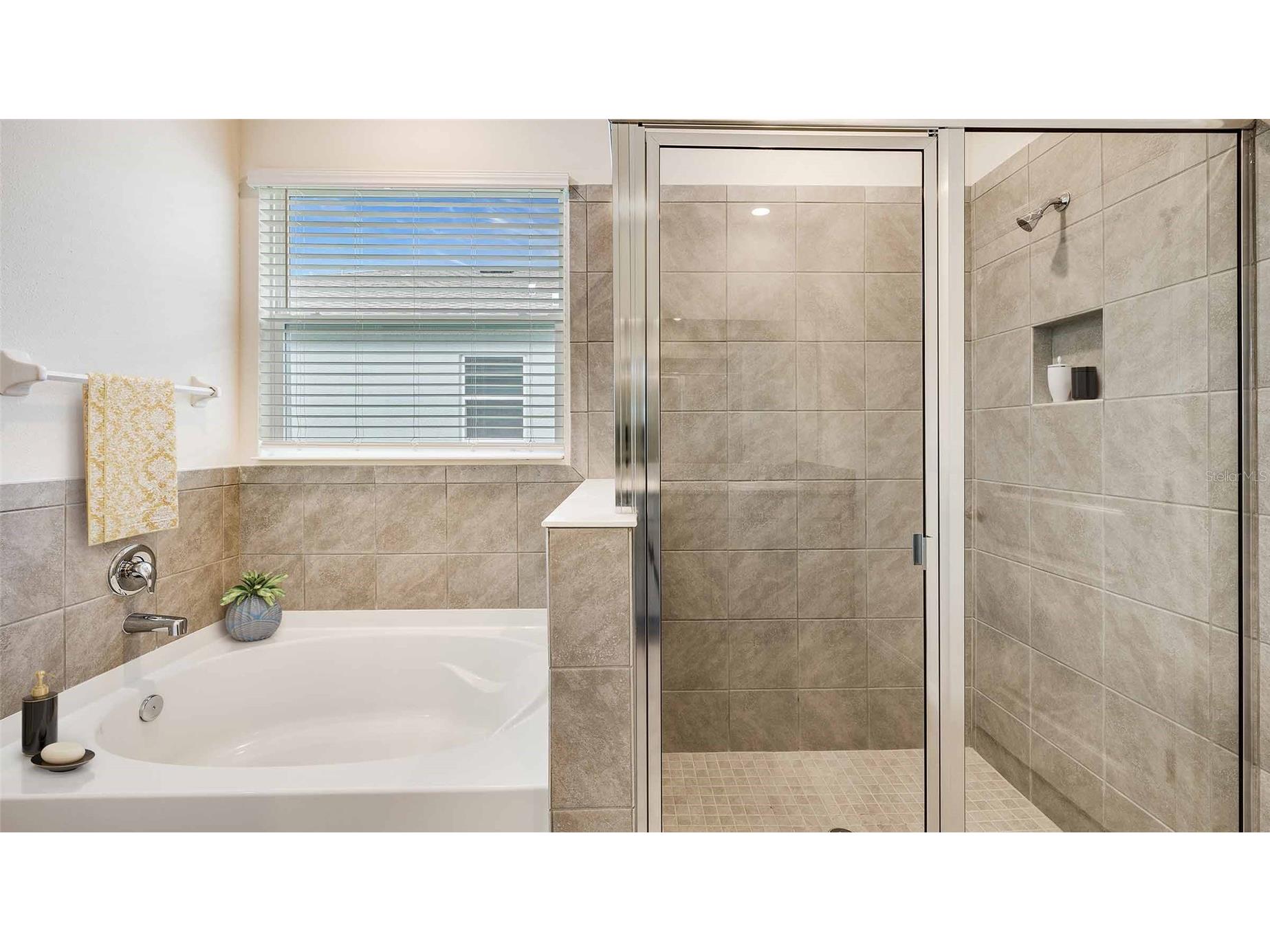 1119 159th Way E Bradenton FL 34212 A4680461 image12