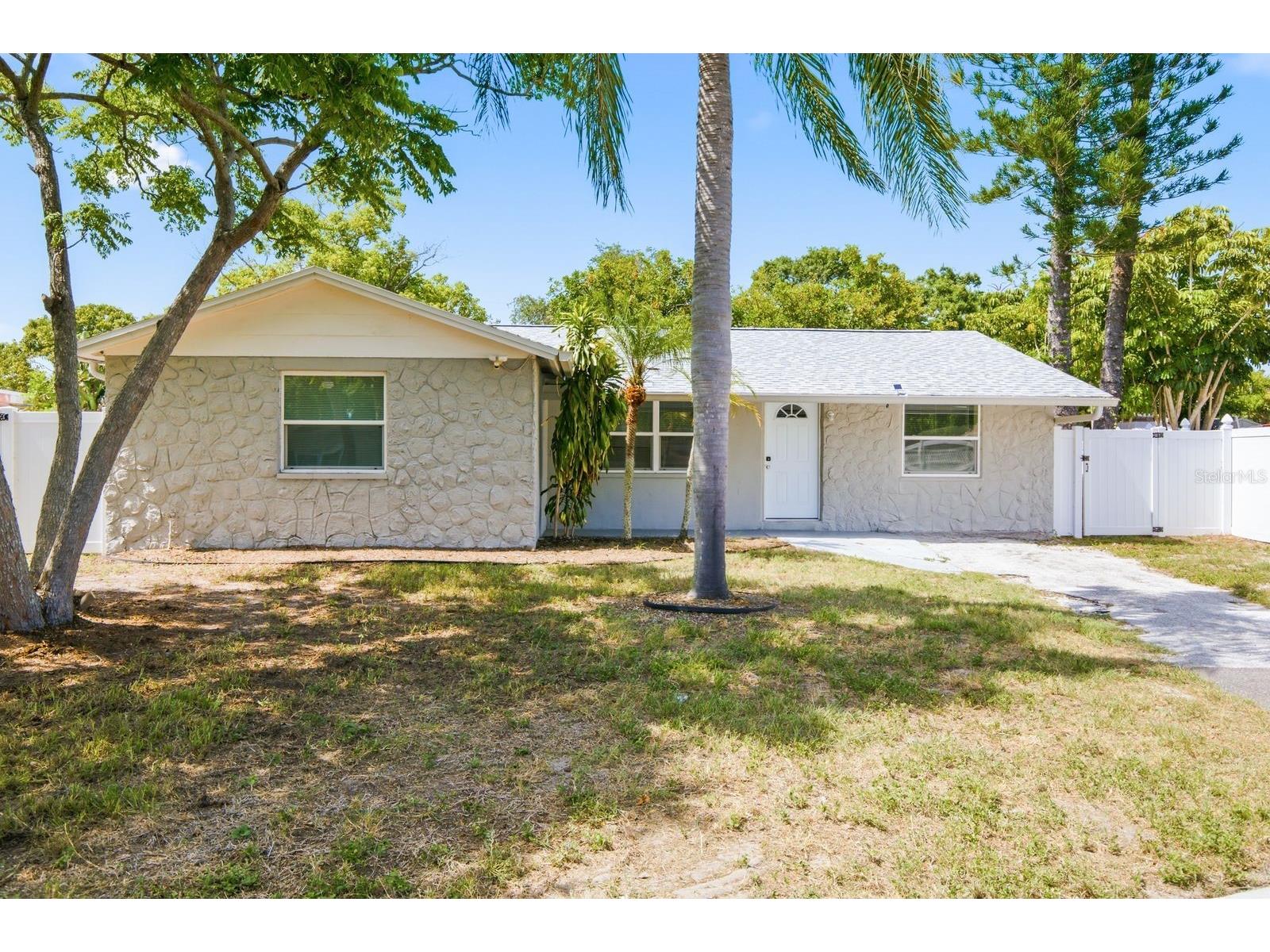 1119 17th Avenue SW Largo FL 33778 TB8527625 image1
