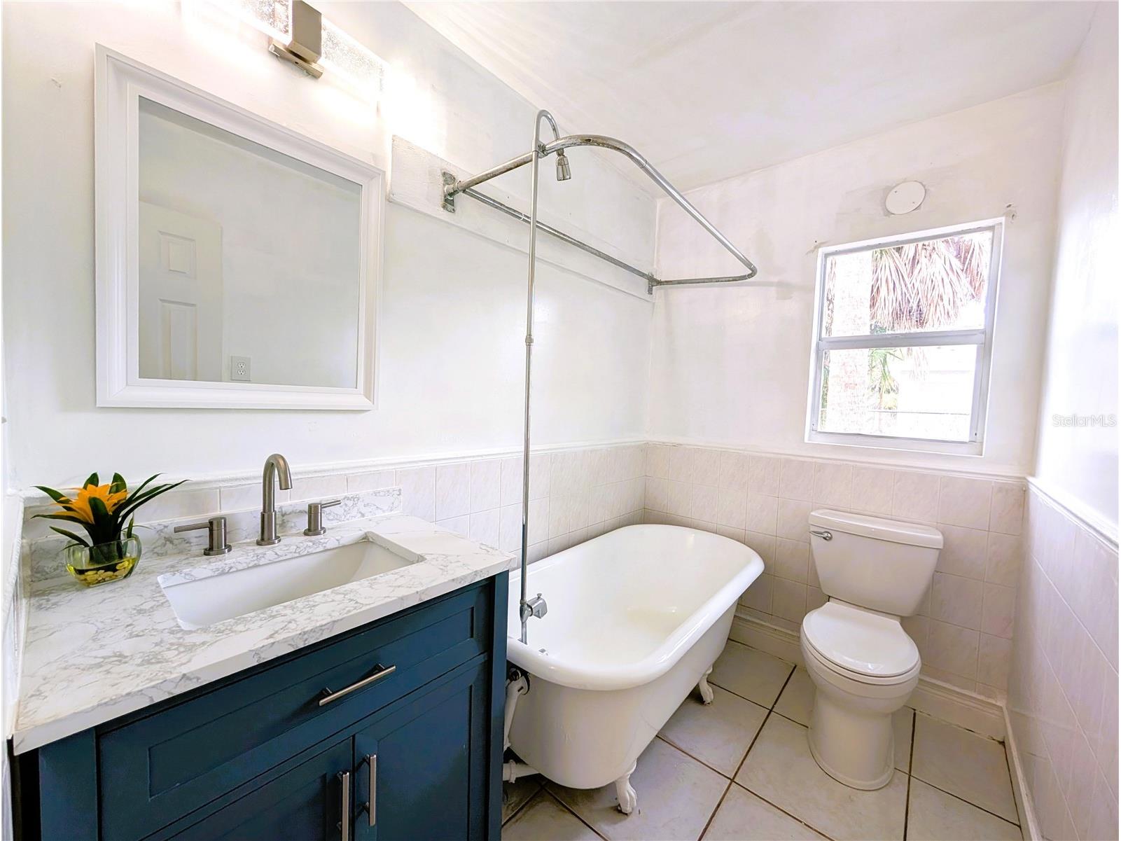 1119 40th Street Sarasota FL 34234 A4686789 image10