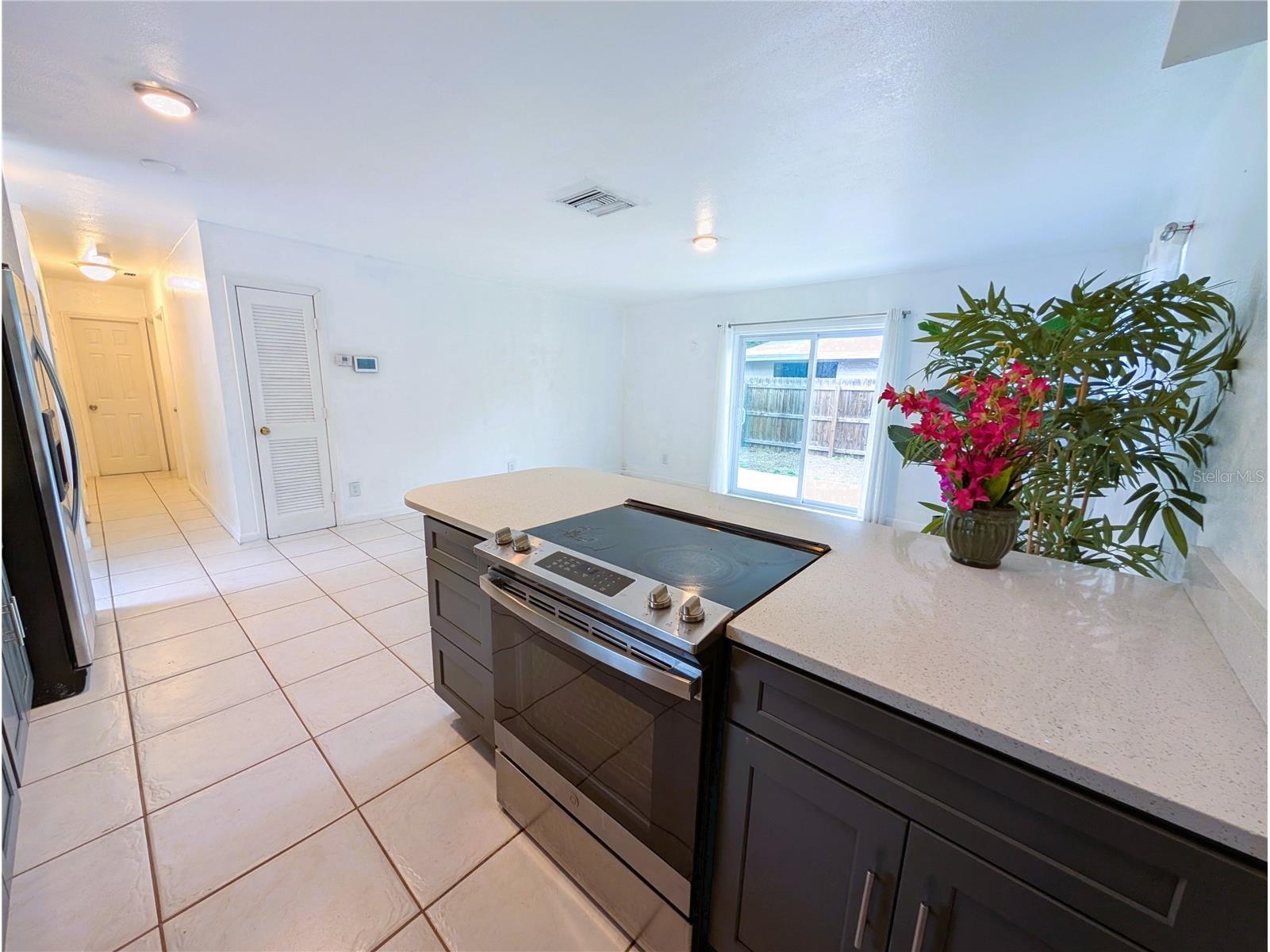 1119 40th Street Sarasota FL 34234 A4686789 image3