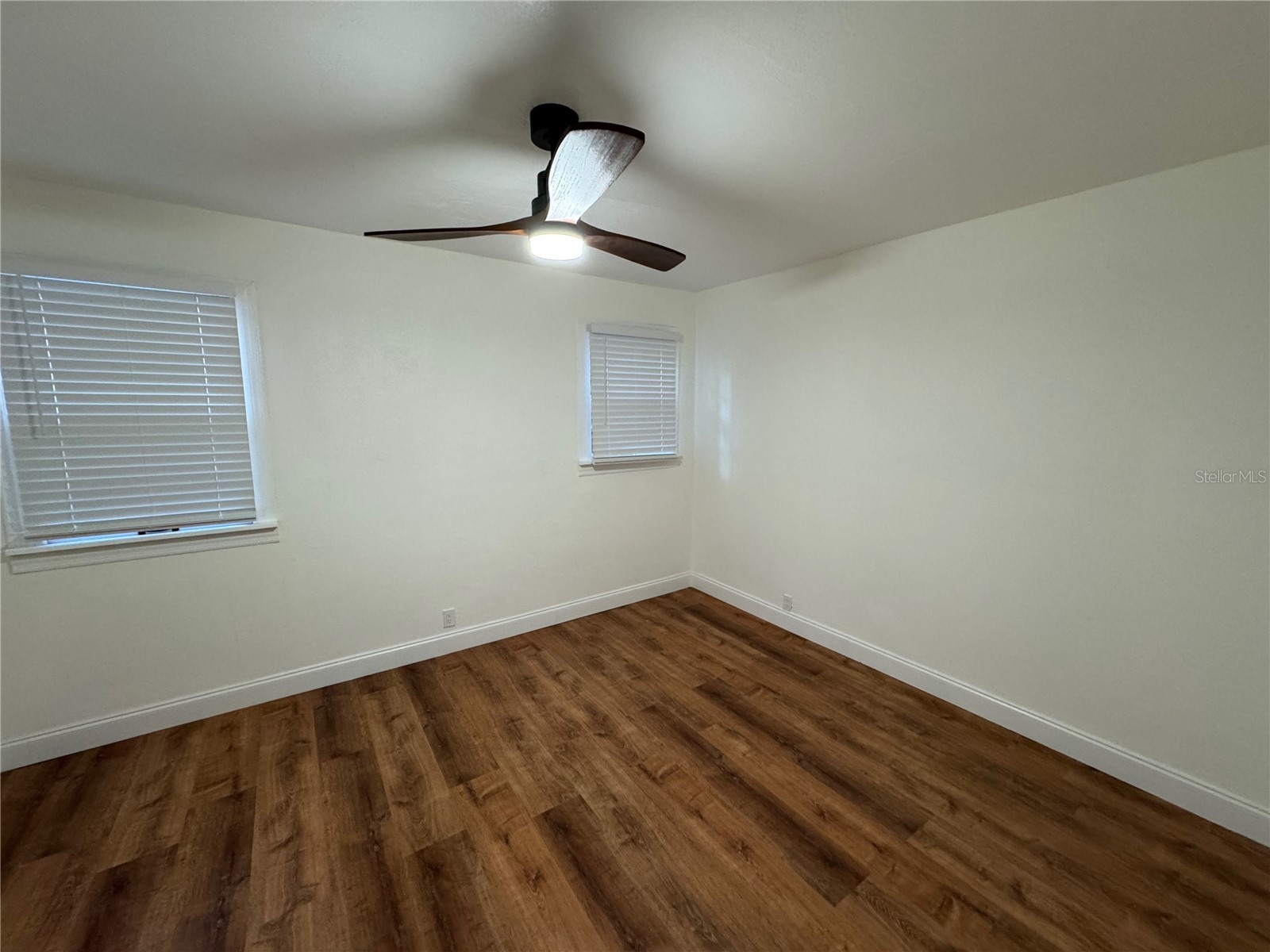 1119 Newton Avenue S Saint Petersburg FL 33705 TB8448262 image14