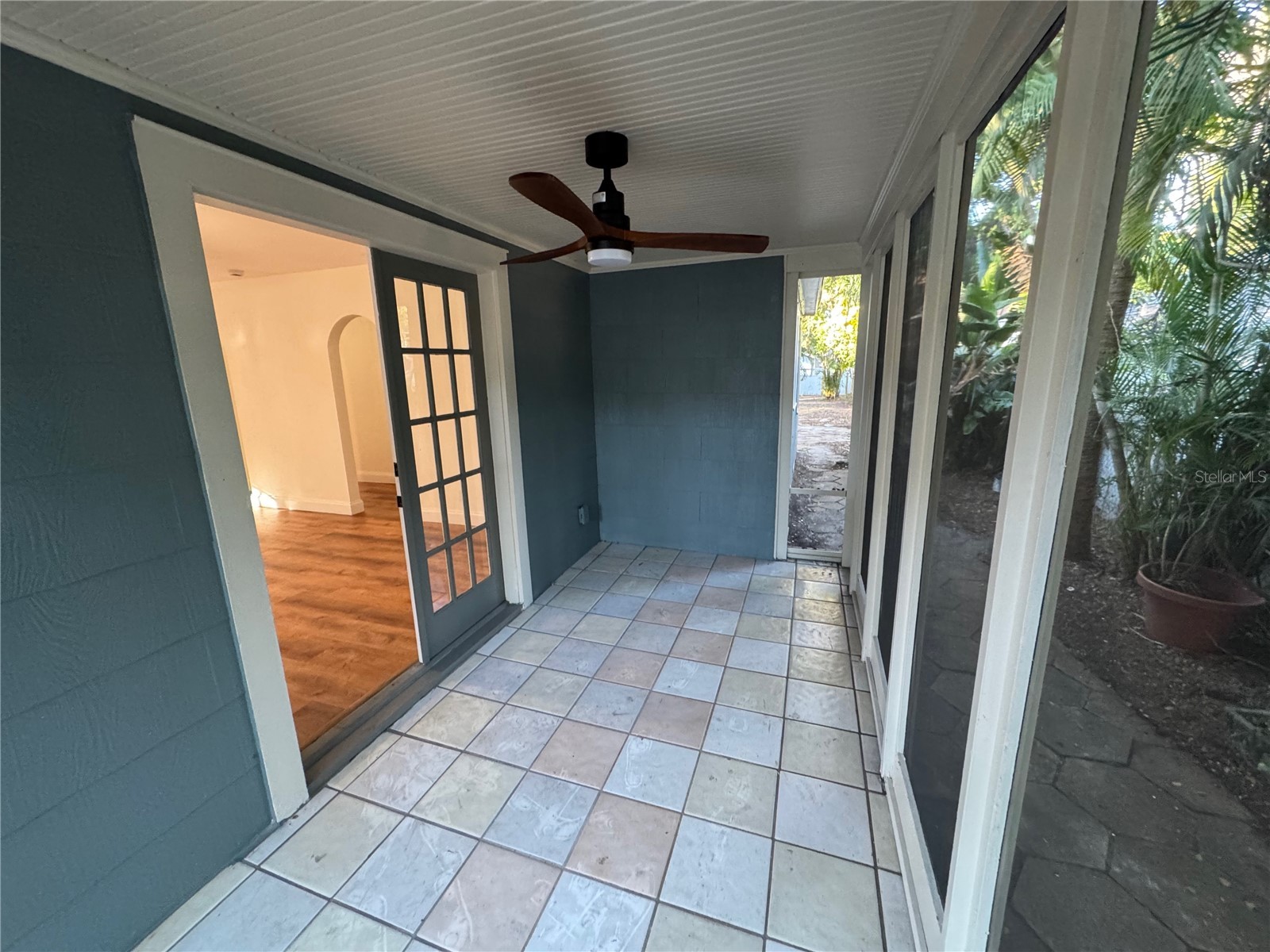 1119 Newton Avenue S Saint Petersburg FL 33705 TB8448262 image21