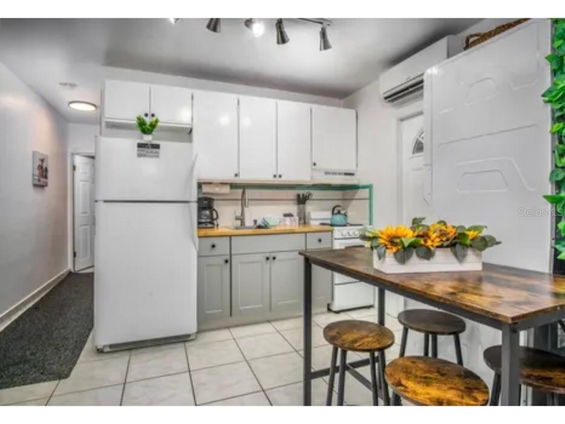 1119 Simonton Street #A1 A2 C1 Key West FL 33040 W7882659 image24