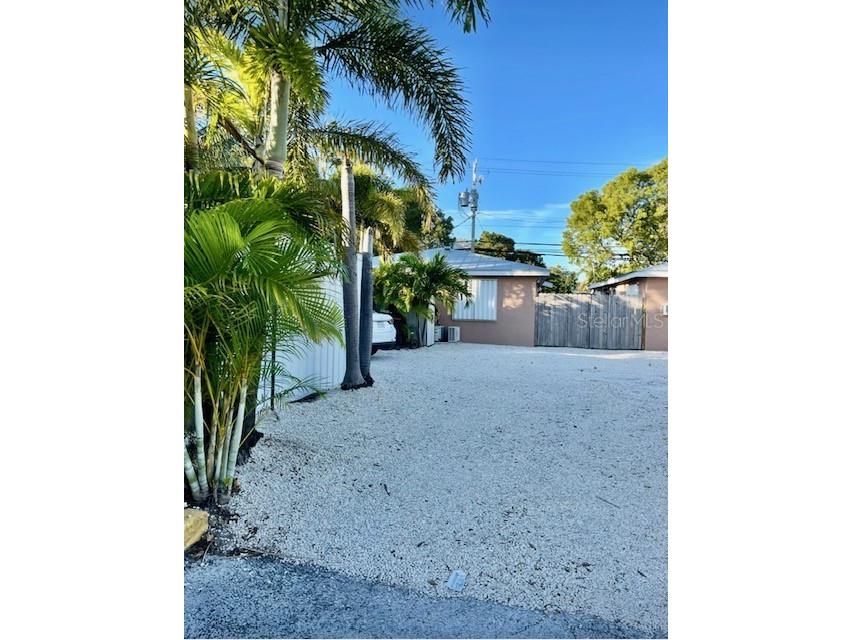 1119 Simonton Street #A1 A2 C1 Key West FL 33040 W7882659 image40