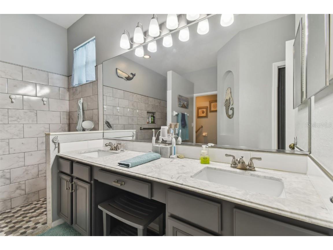 1119 Villeroy Drive Sun City Center FL 33573 T3551435 image20