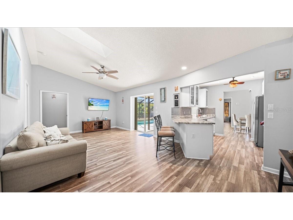 11195 Seabreeze Avenue Port Charlotte FL 33981 TB8488147 image24