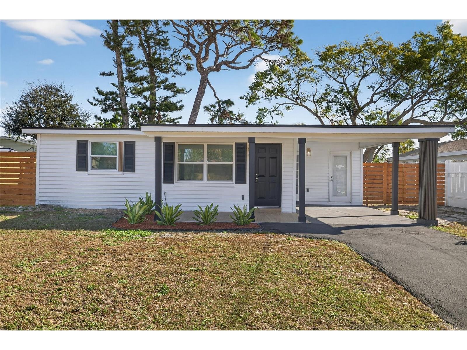 11197 102nd Lane Largo FL 33773 TB8456602 image1