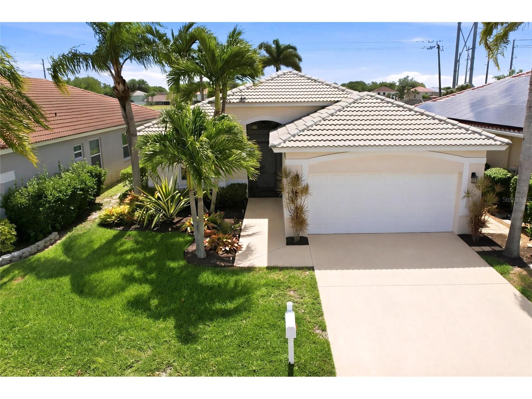 11198 Lakeland Circle Fort Myers FL 33913 C7524708 image3