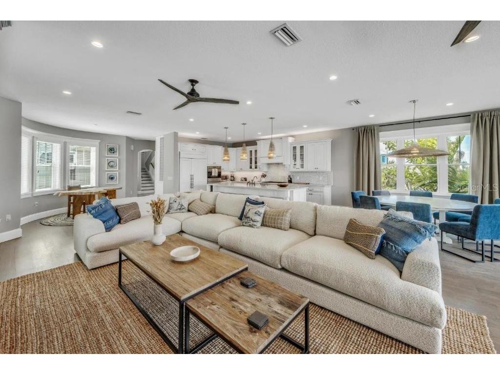 112 11th Street S Bradenton Beach FL 34217 A4660710 image11