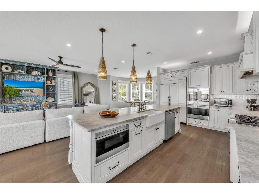 112 11th Street S Bradenton Beach FL 34217 A4660710 image16