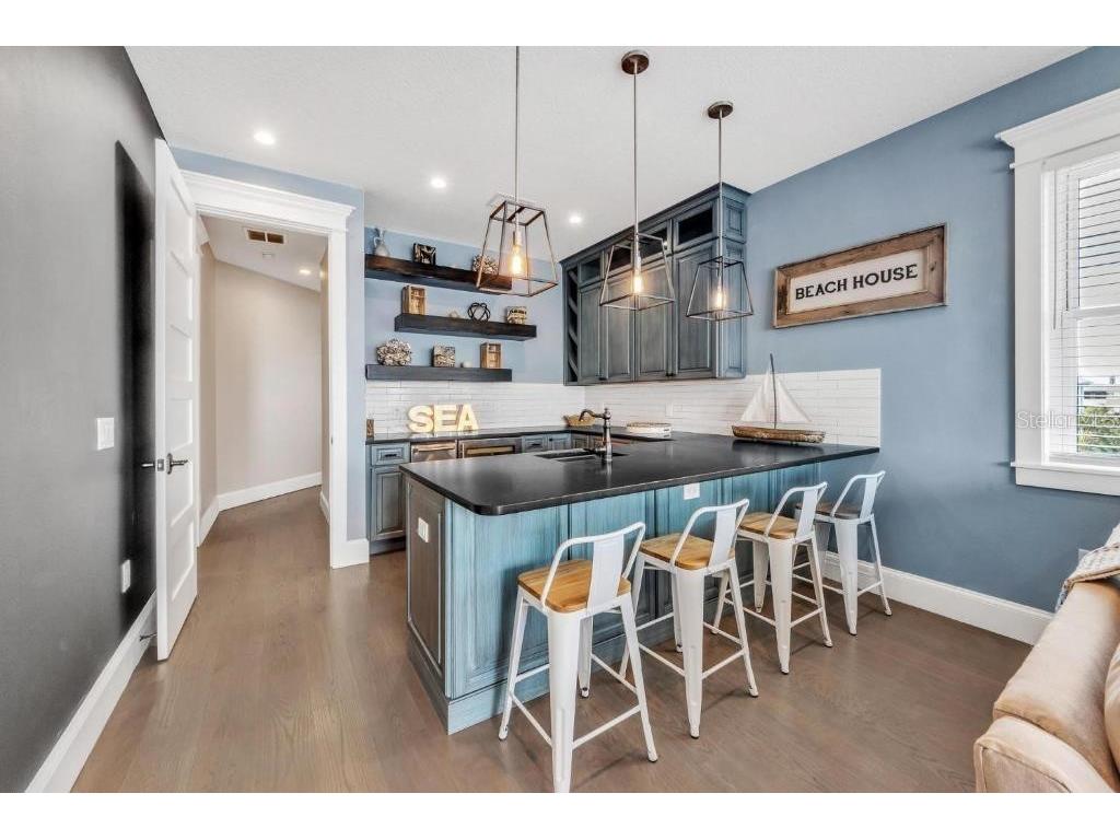 112 11th Street S Bradenton Beach FL 34217 A4660710 image24