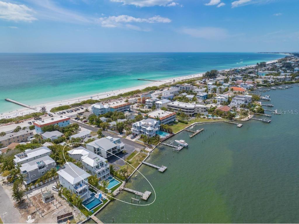 112 11th Street S Bradenton Beach FL 34217 A4660710 image3