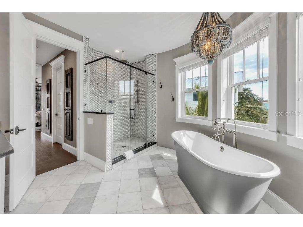 112 11th Street S Bradenton Beach FL 34217 A4660710 image34