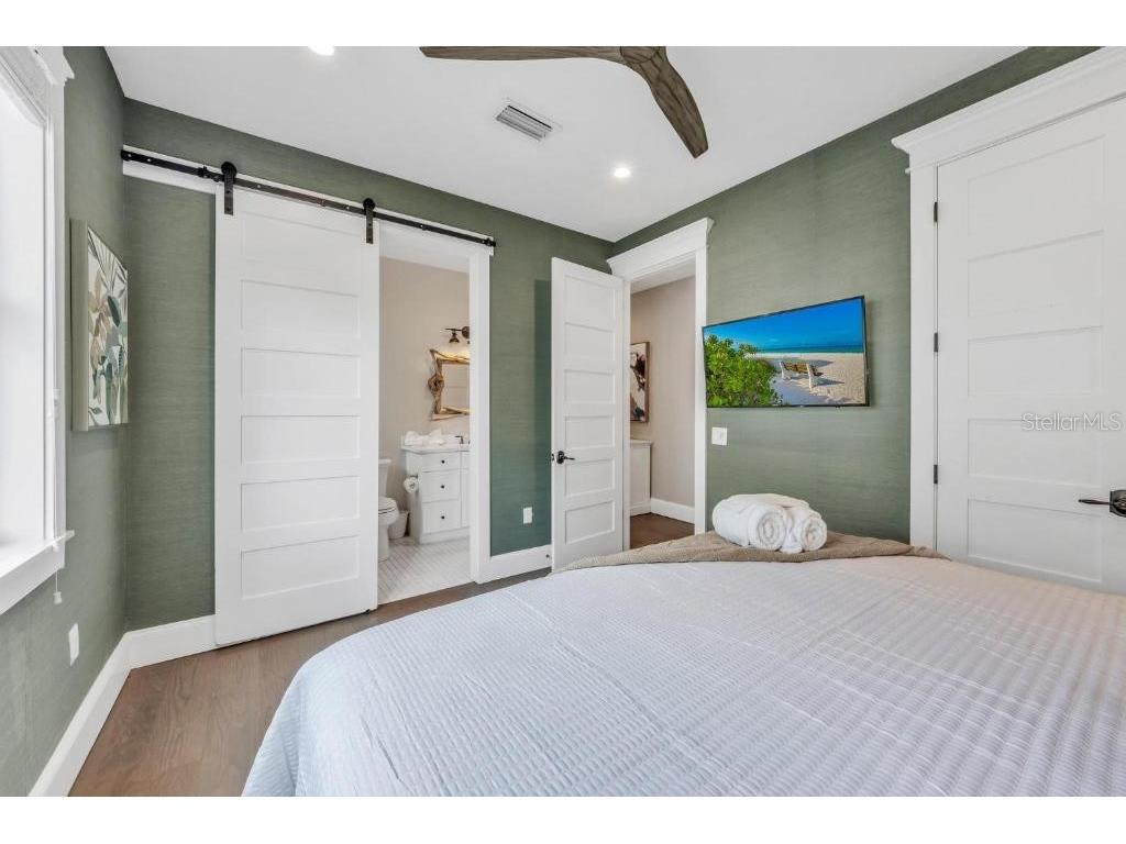 112 11th Street S Bradenton Beach FL 34217 A4660710 image38