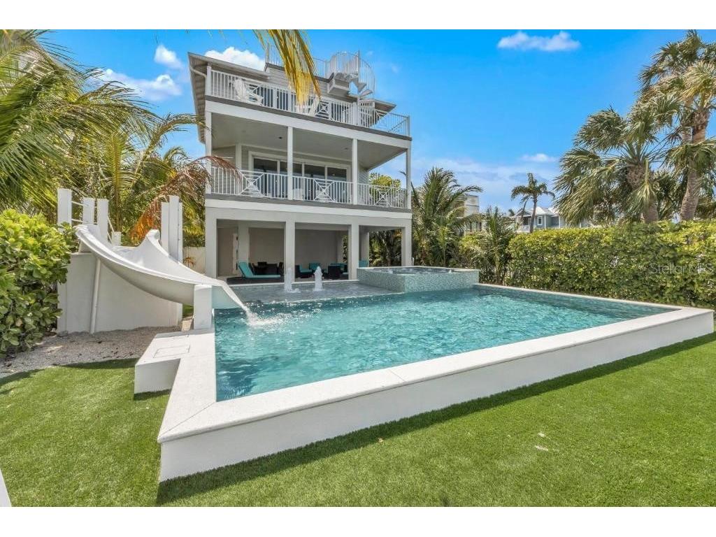 112 11th Street S Bradenton Beach FL 34217 A4660710 image6