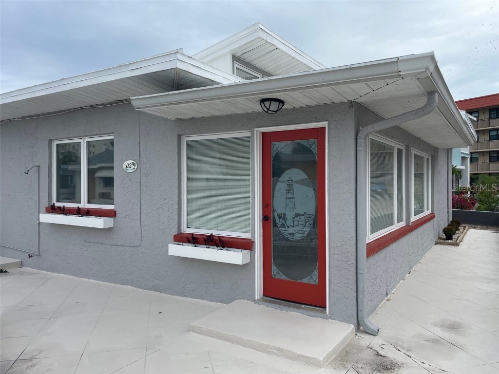 112 176th Terrace W Redington Shores FL 33708 - GULF OF MEXICO U8222049 image1