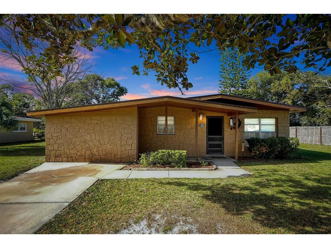 112 Azalea Lane Sanford FL 32773 O6270056 image1