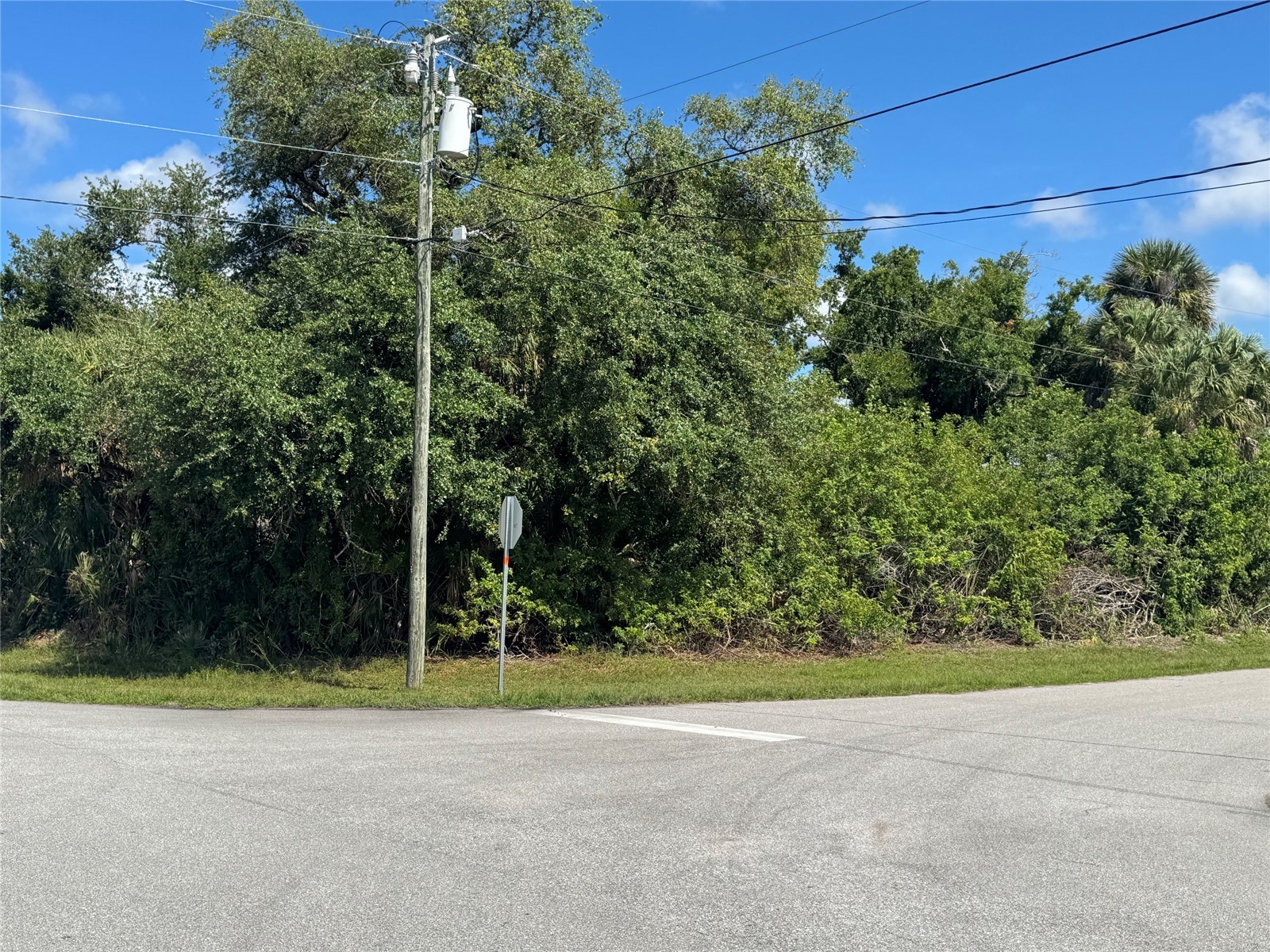 112 Byron Court Rotonda West FL 33947 C7526428 image2