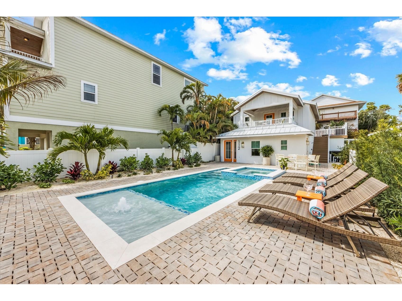 112 Cedar Avenue Anna Maria FL 34216 A4684845 image1