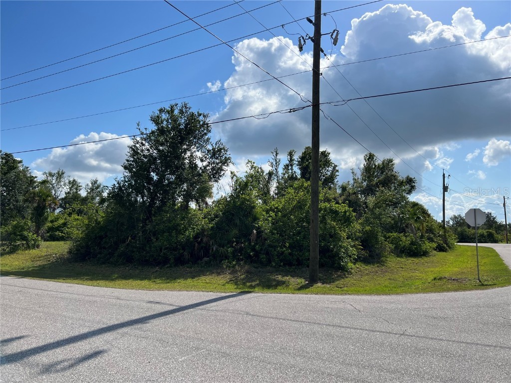 112 Delway Way Rotonda West FL 33947 N6127063 image1