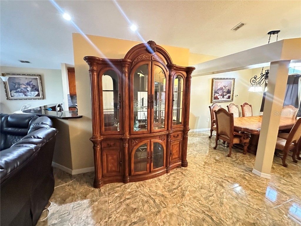 112 Dulverton Way Kissimmee FL 34758 V4945863 image8