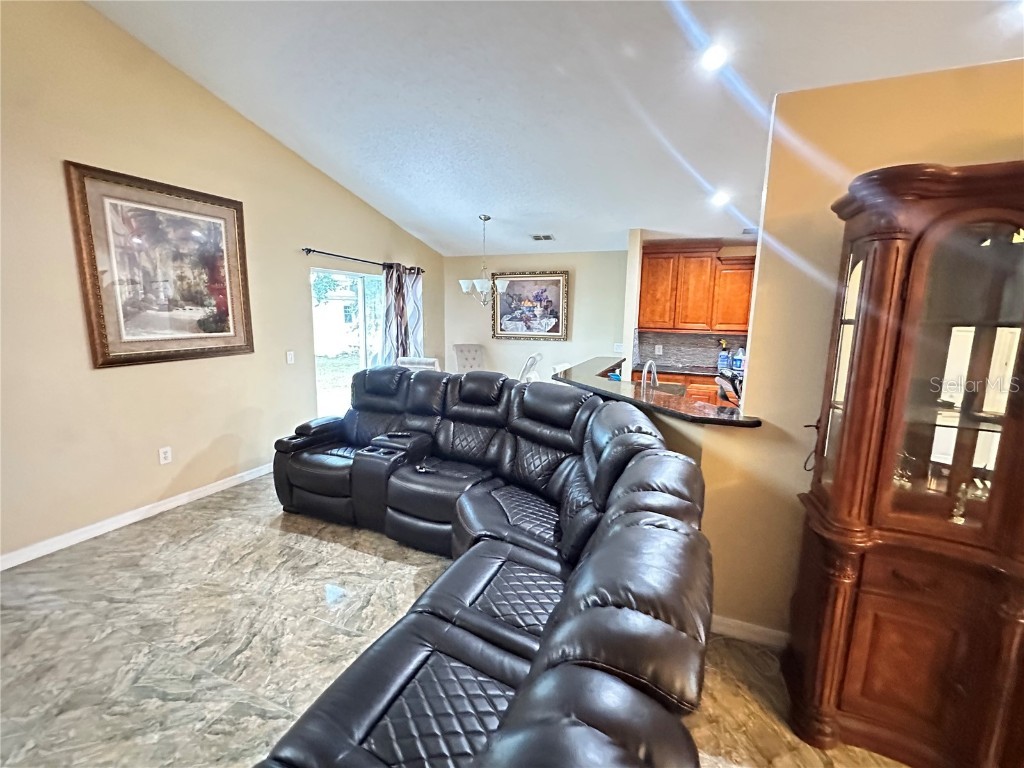 112 Dulverton Way Kissimmee FL 34758 V4945863 image9