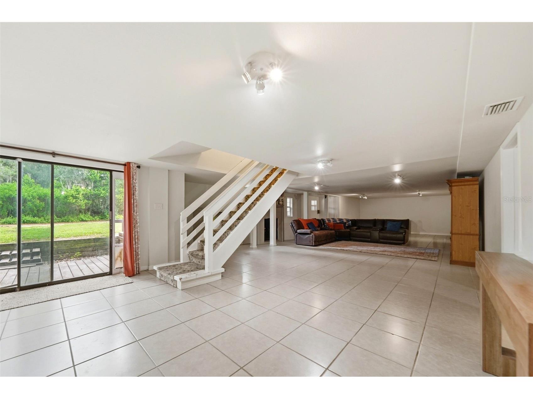 112 E Gardenia Street Howey In The Hills FL 34737 G5113528 image29