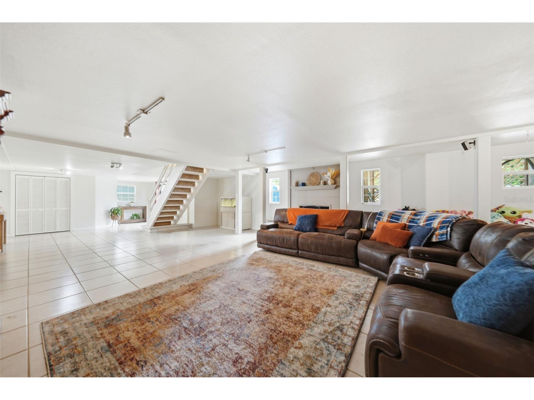 112 E Gardenia Street Howey In The Hills FL 34737 G5113528 image30