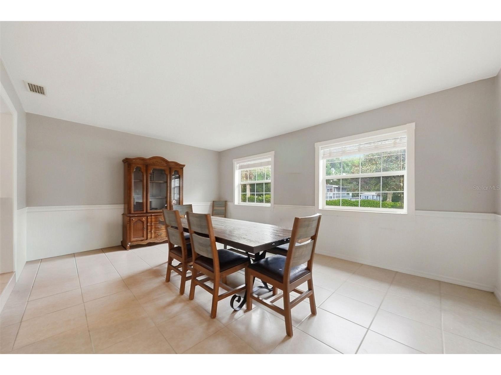 112 E Gardenia Street Howey In The Hills FL 34737 G5113528 image5