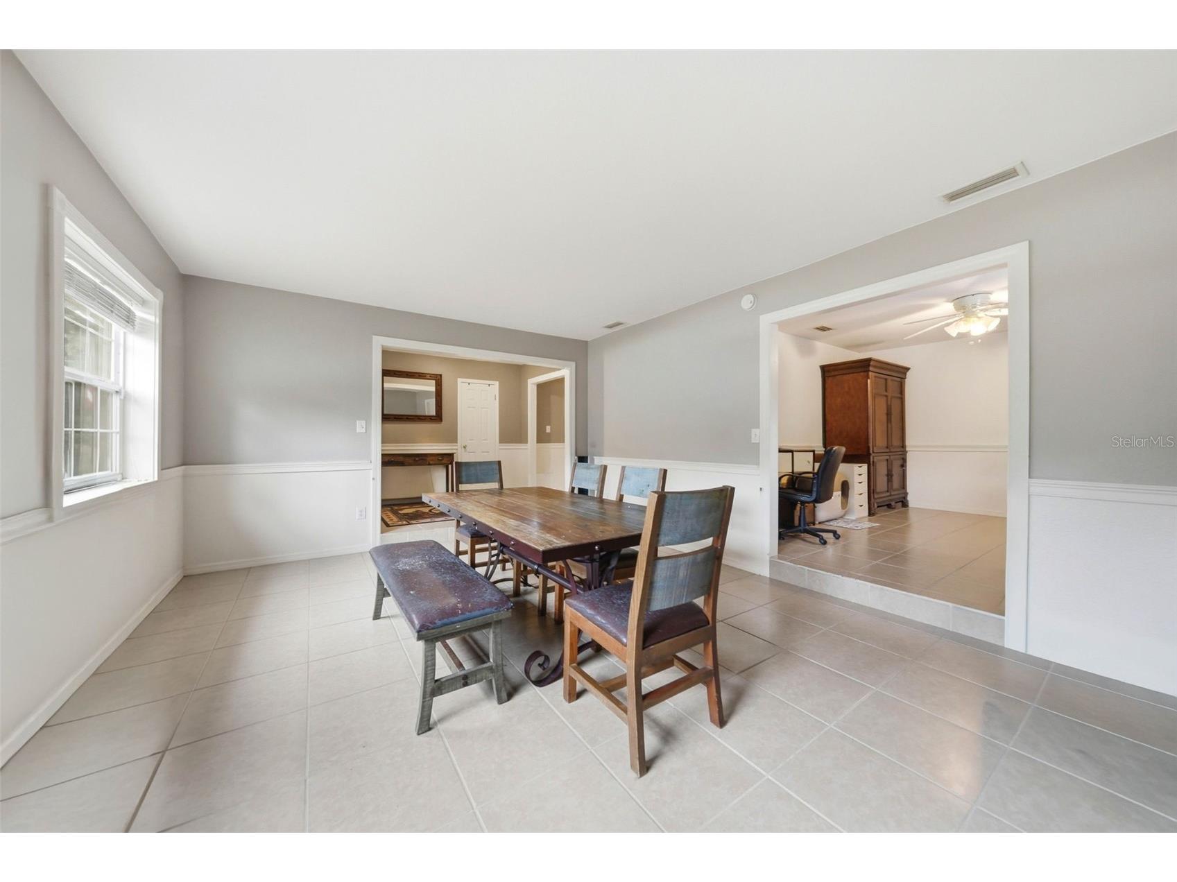 112 E Gardenia Street Howey In The Hills FL 34737 G5113528 image6