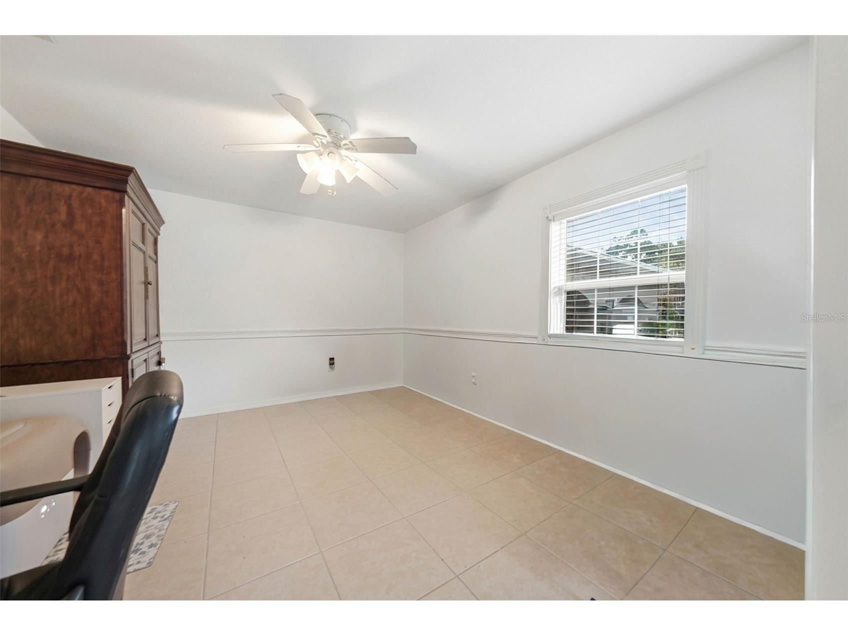 112 E Gardenia Street Howey In The Hills FL 34737 G5113528 image8
