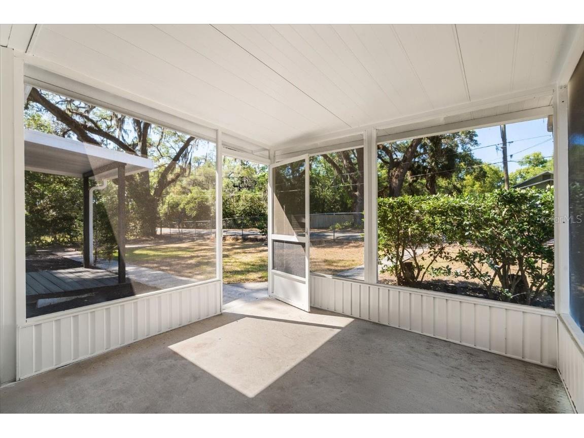 112 E Mcclendon Street Lady Lake FL 32159 S5136996 image11