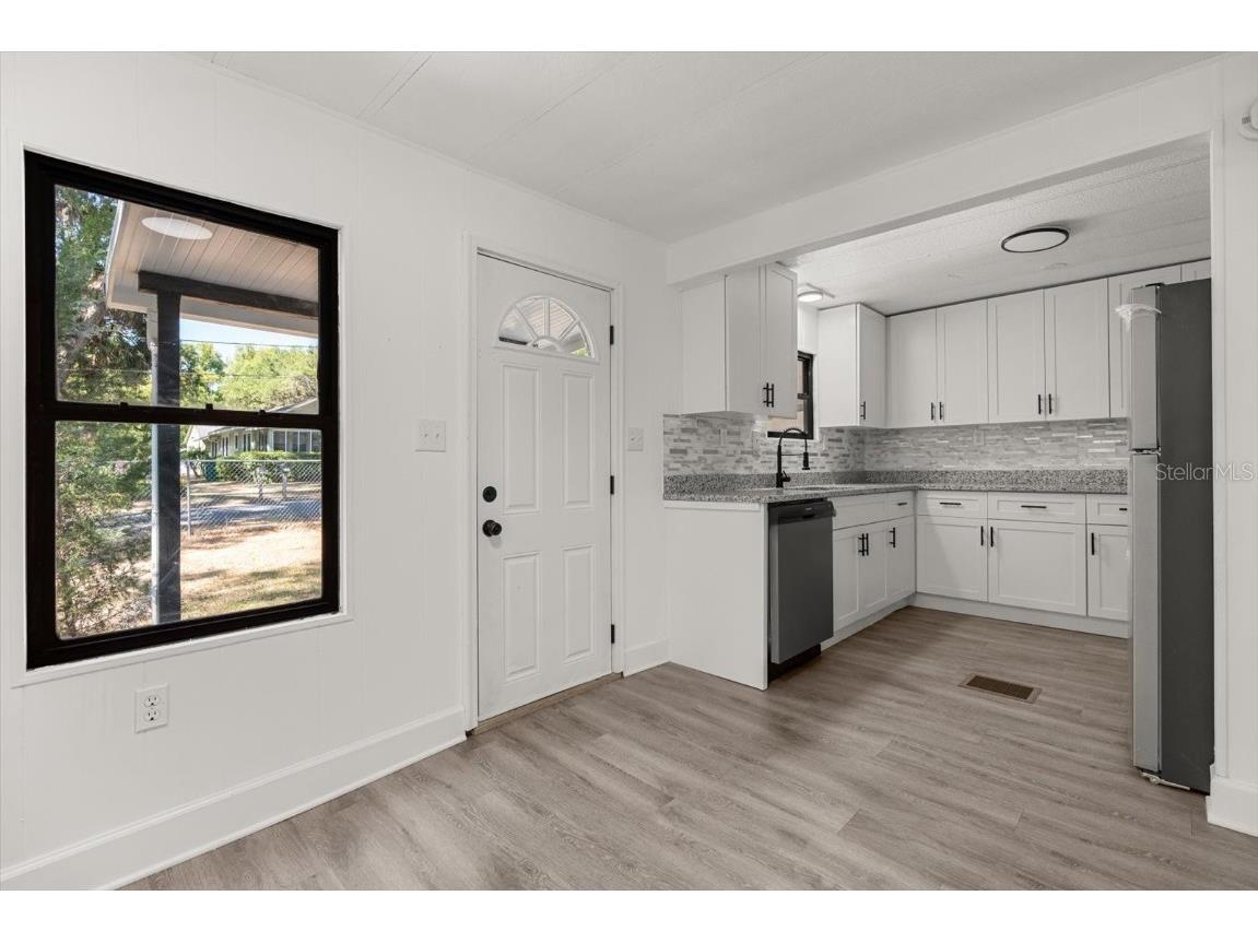 112 E Mcclendon Street Lady Lake FL 32159 S5136996 image18