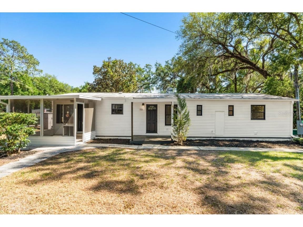 112 E Mcclendon Street Lady Lake FL 32159 S5136996 image2