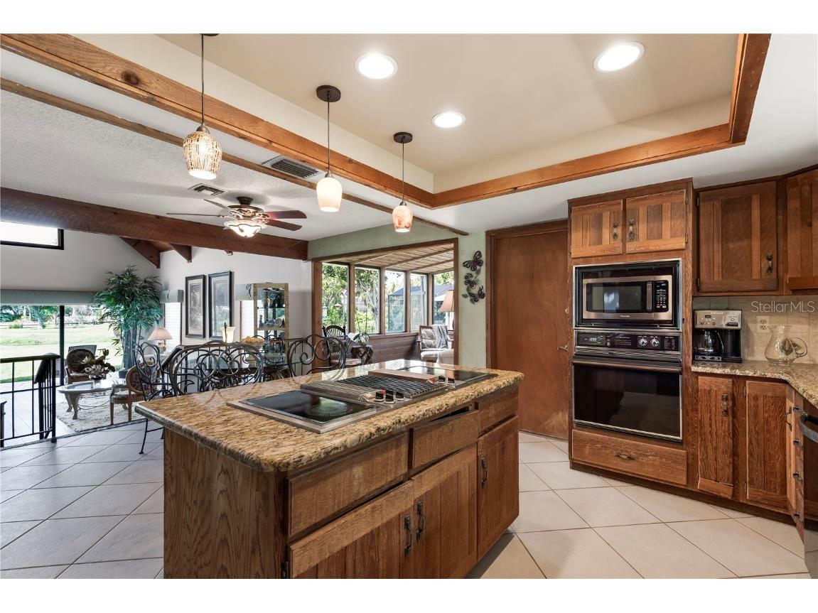 112 First Street Tavares FL 32778 O6367398 image15