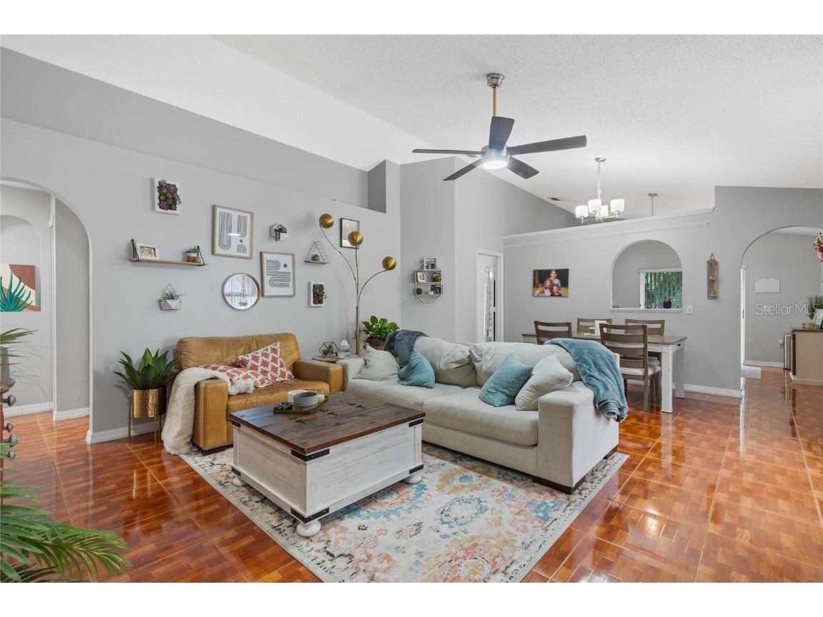 112 Gleason Cove, Sanford, FL, 32773 MLS O6204286 Edina Realty