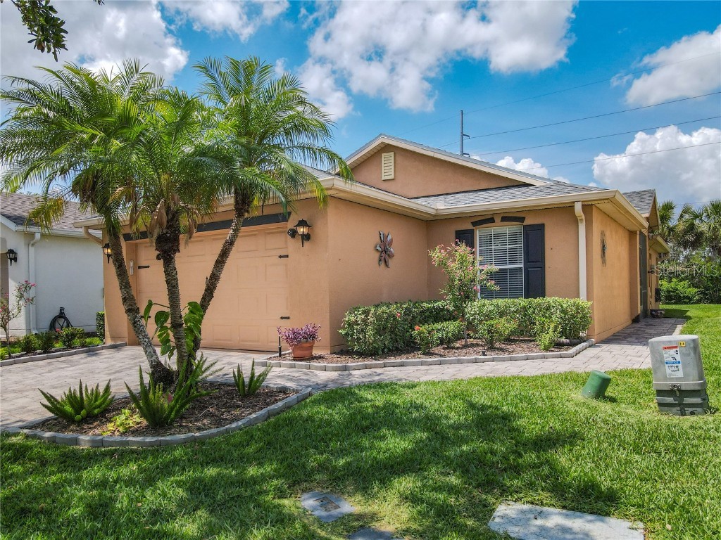112 Grand Canal Dr Poinciana FL 34759 S5126282 image1