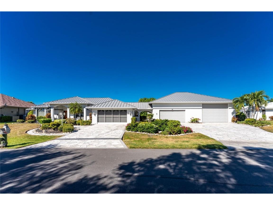 112 Great Isaac Court Punta Gorda FL 33950 - MAKO BAY CANAL C7516412 image1