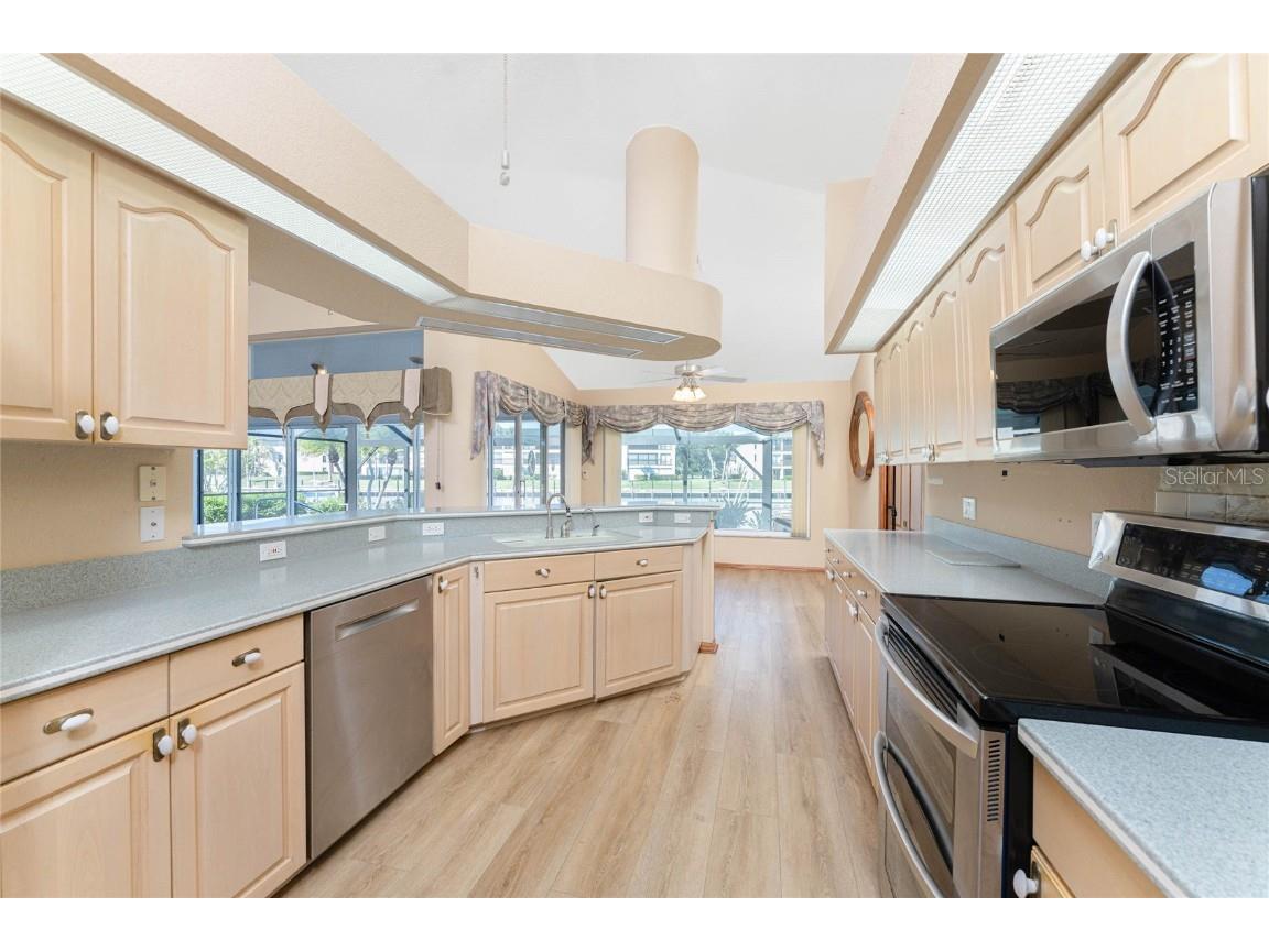 112 Great Isaac Court Punta Gorda FL 33950 - MAKO BAY CANAL C7516412 image23