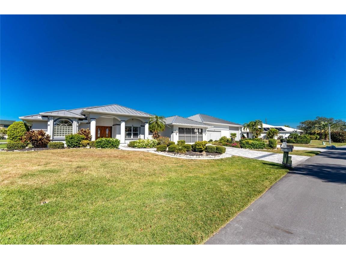 112 Great Isaac Court Punta Gorda FL 33950 - MAKO BAY CANAL C7516412 image4