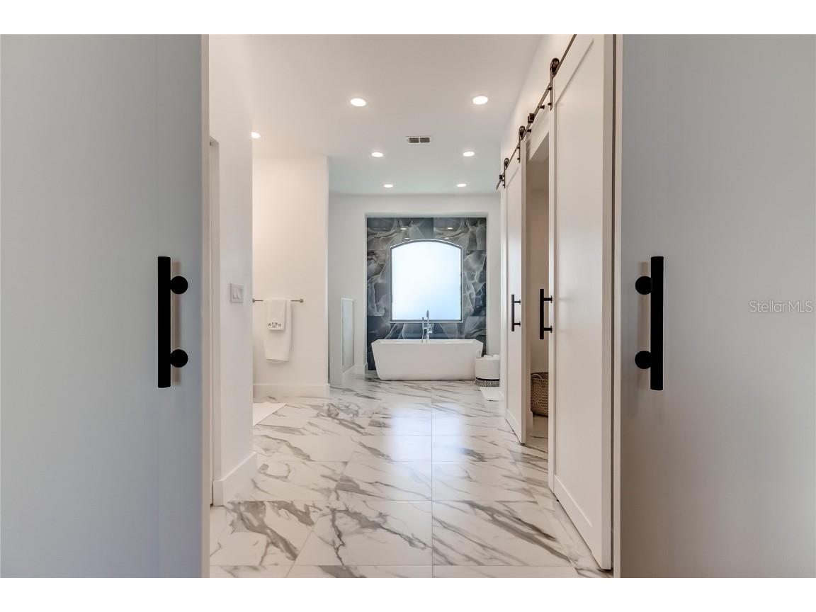 112 Leeward Island Clearwater FL 33767 TB8431062 image10