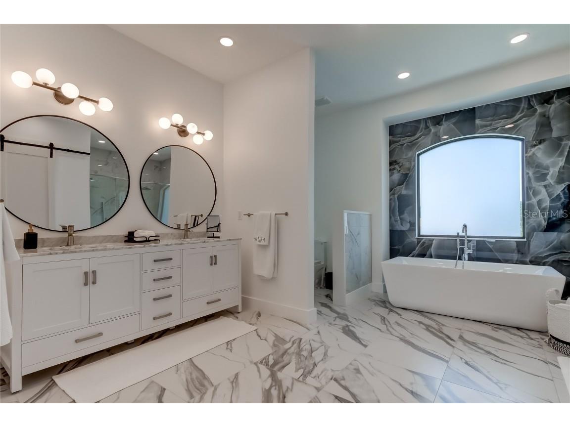 112 Leeward Island Clearwater FL 33767 TB8431062 image11