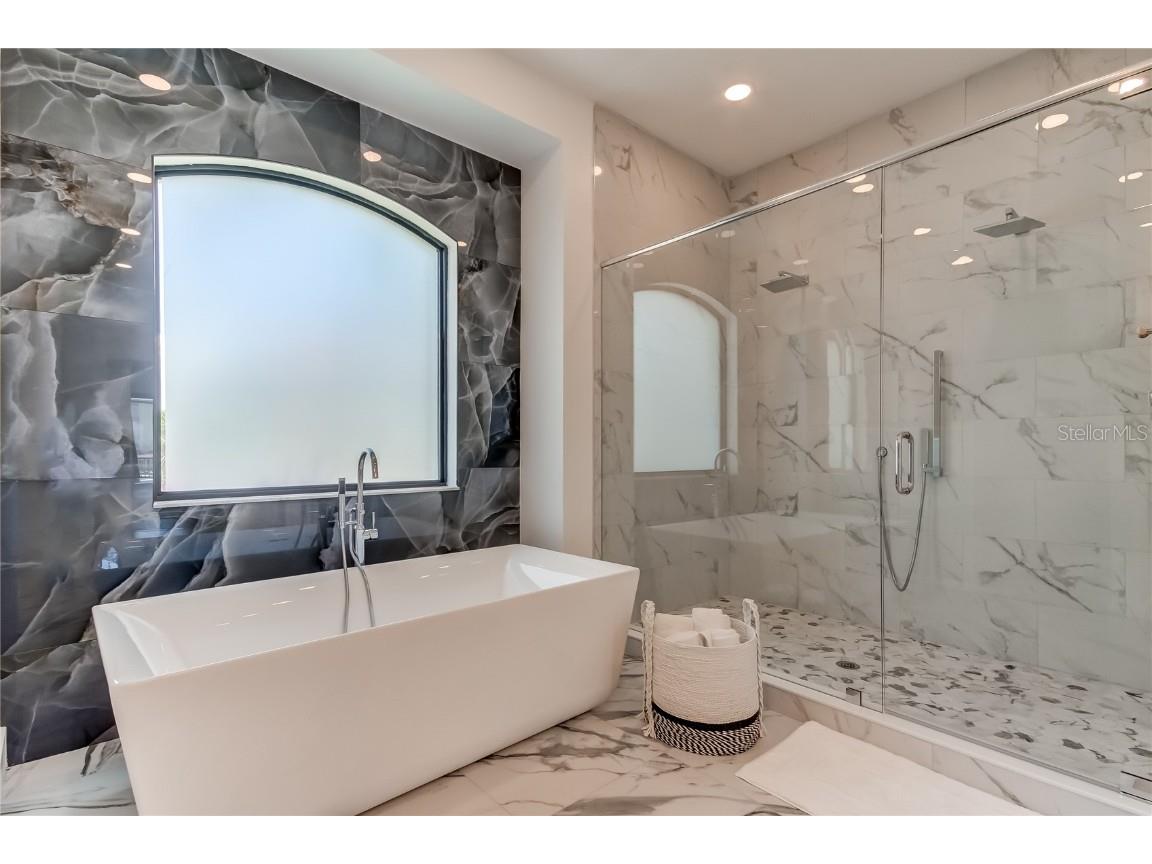 112 Leeward Island Clearwater FL 33767 TB8431062 image12