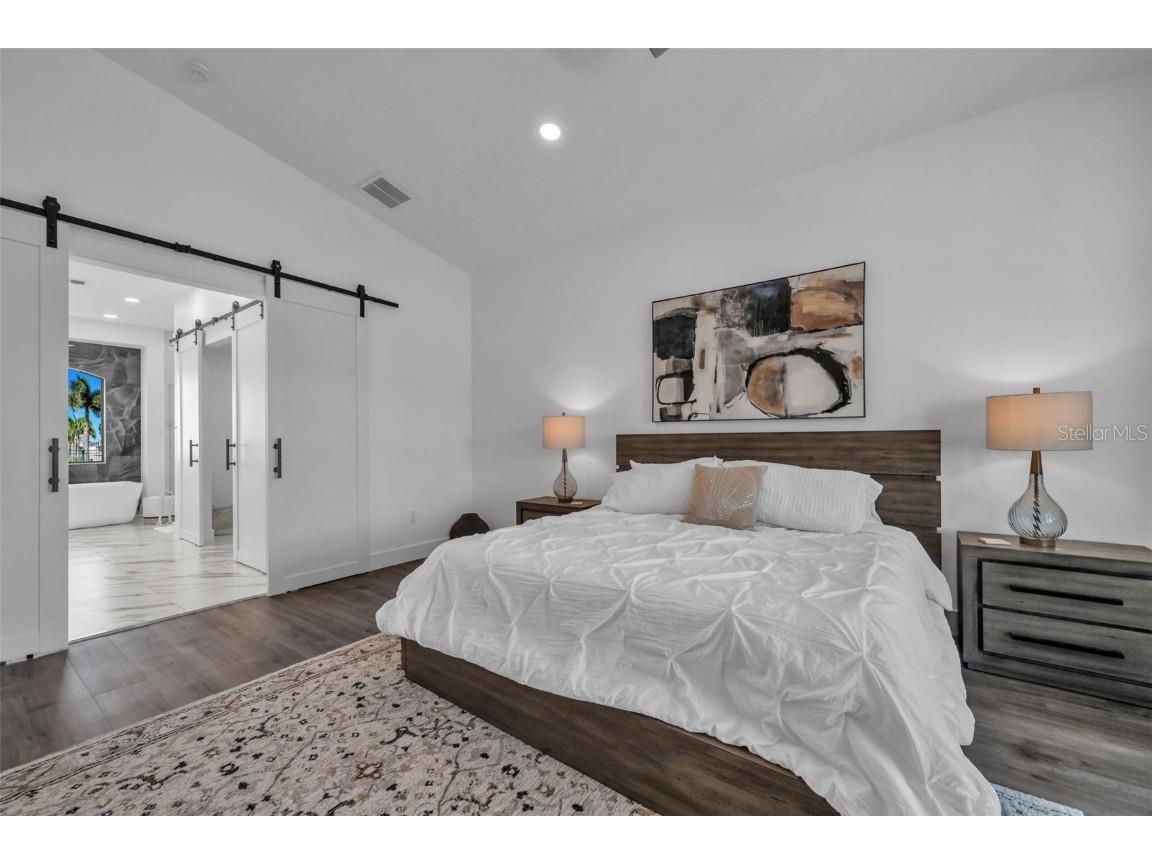 112 Leeward Island Clearwater FL 33767 TB8431062 image13