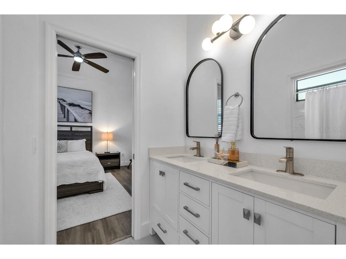 112 Leeward Island Clearwater FL 33767 TB8431062 image15