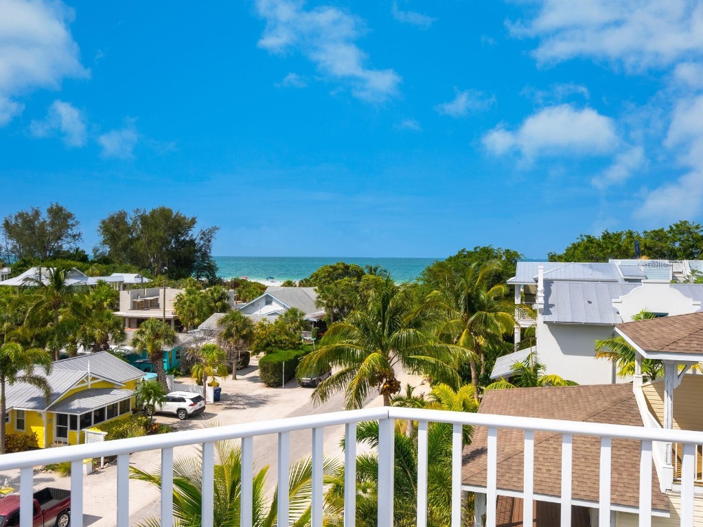 112 Mangrove Avenue Anna Maria FL 34216 - GULF OF MEXICO A4502423 image1