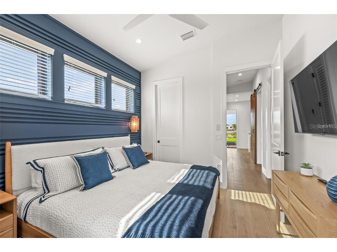 112 Maple Avenue Anna Maria FL 34216 A4663380 image30